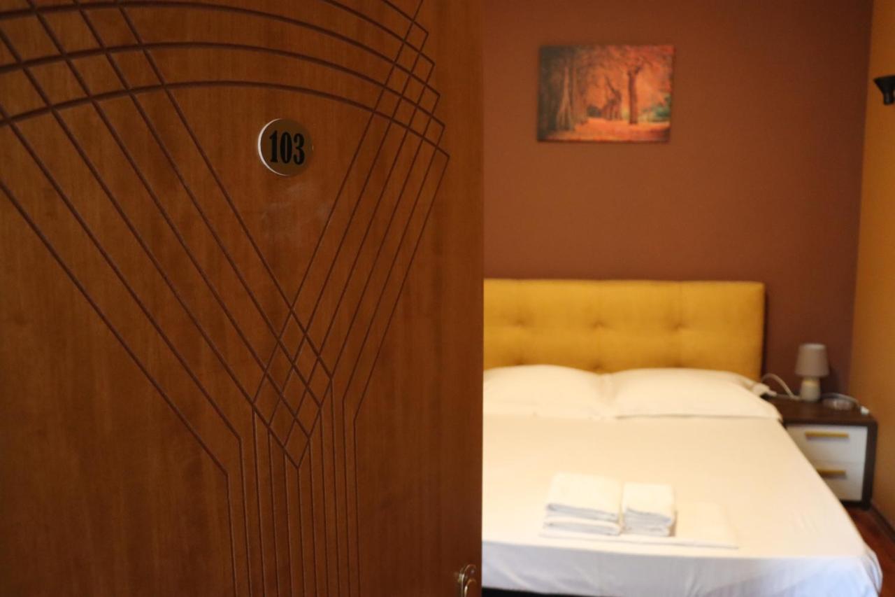 Hotel Ceka Durrës Eksteriør billede