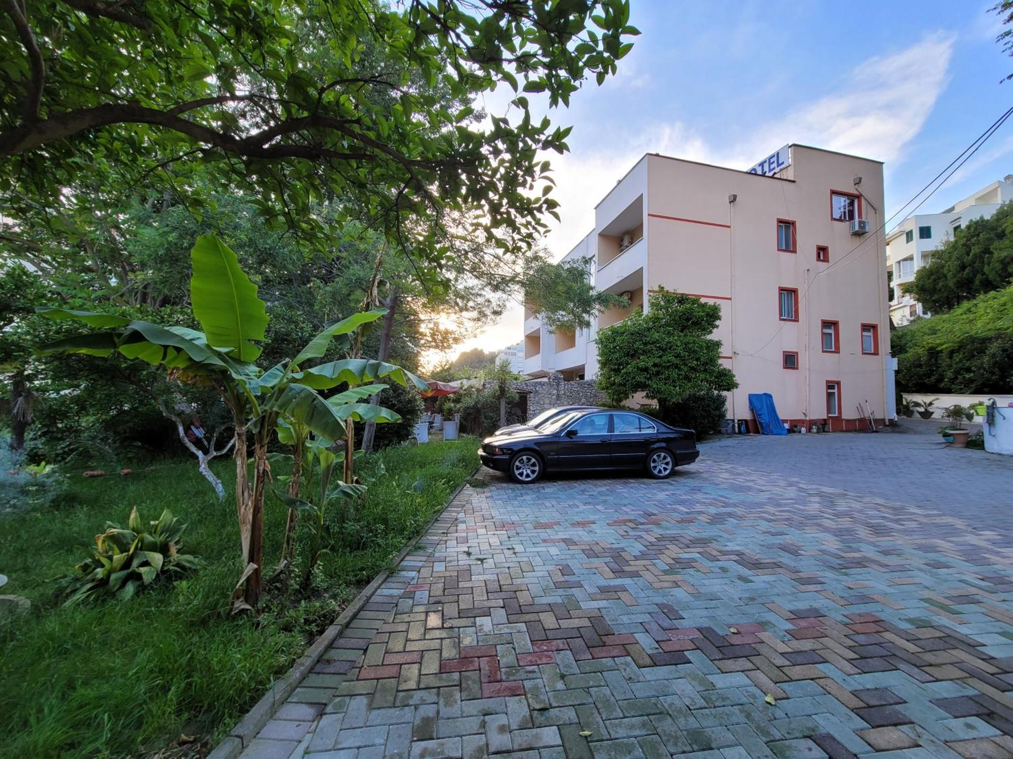 Hotel Ceka Durrës Eksteriør billede